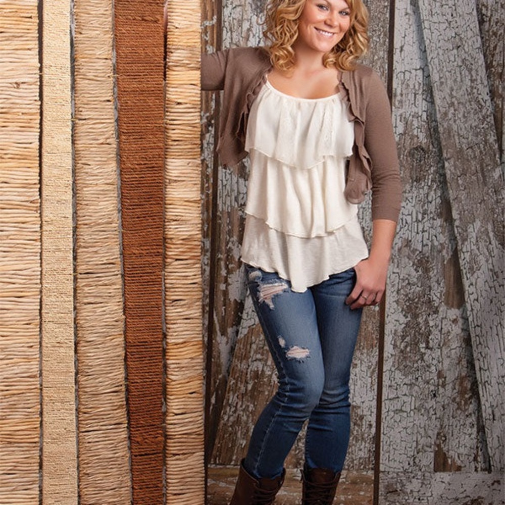 Neglected Rustic Barn Door Photography Backdrop 8x8 - Picture 8 of 11
